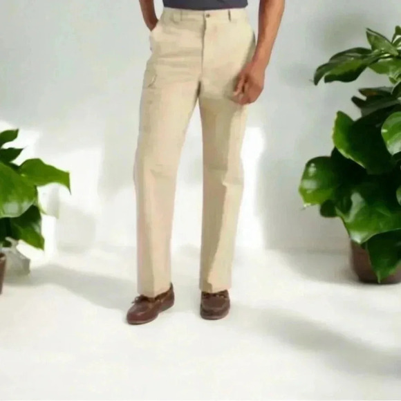 ✅Men’s  LL Bean Cargo Pants Classic Fit - Picture 3 of 12